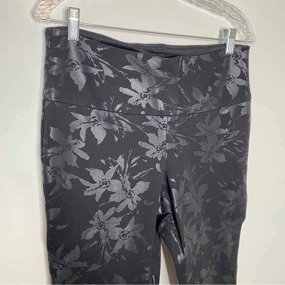 Soft Surroundings Twilight Floral Leggings - Picture 11 of 12